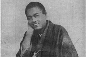 幕末の志士・中岡慎太郎の笑顔の写真